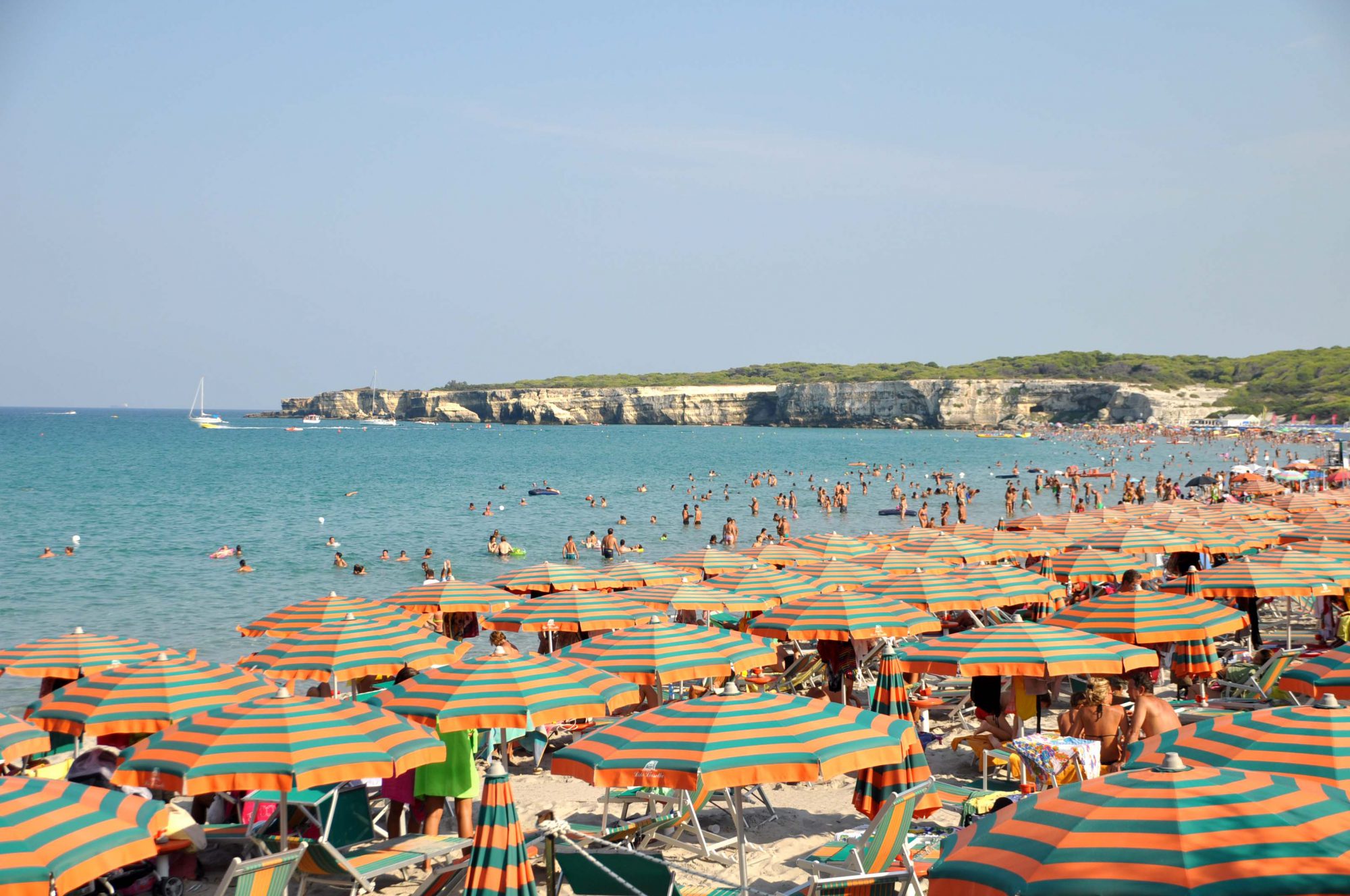 Puglia - Torre dell'Orso in de zomer