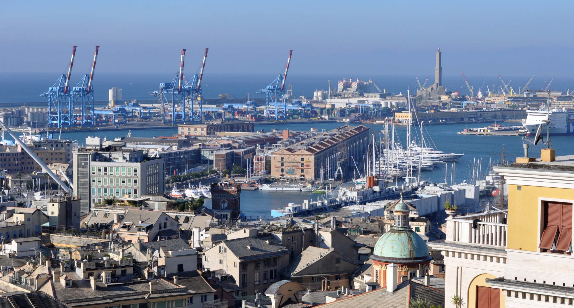 Genua van boven